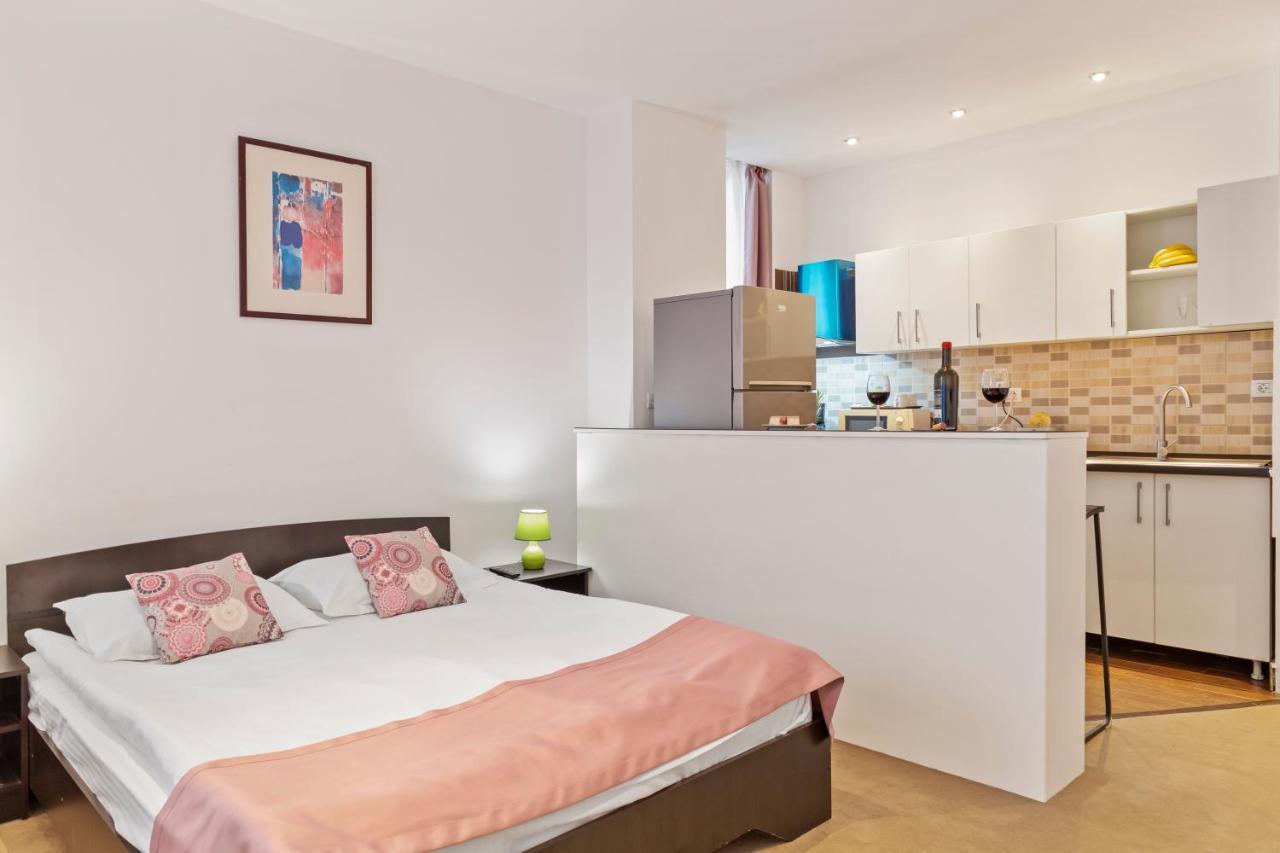 Uni88 Apartments Букурещ Екстериор снимка